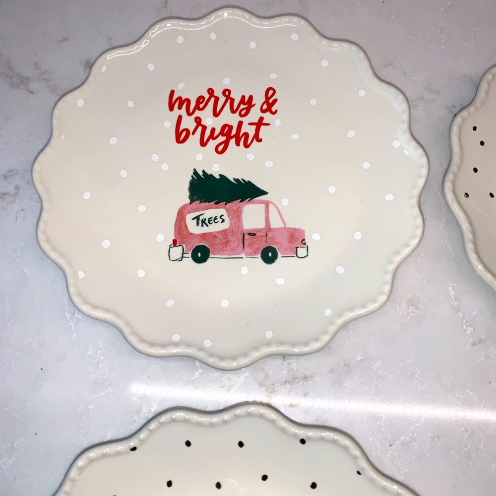 NWOT OpalHouse Winter Christmas Appetizer Dessert Plate Set 6” - Picture 4 of 7